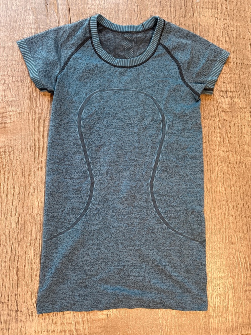lululemon Swiftly Tech Short Sleeve Shirt - Heather Blue XS/S - Excellent
